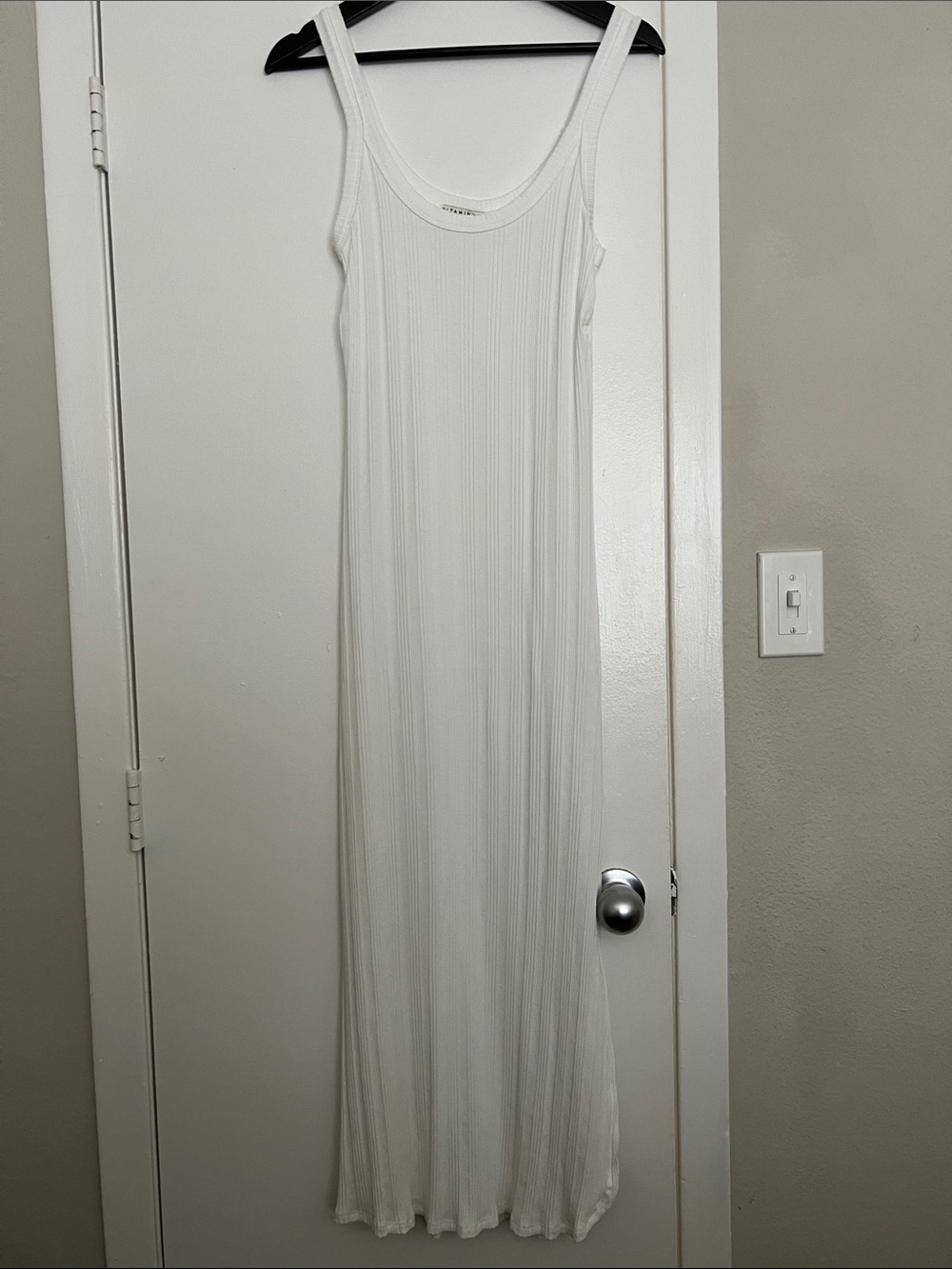 Vitamin A White Ribbed Sleeveless Maxi Dress Size Small